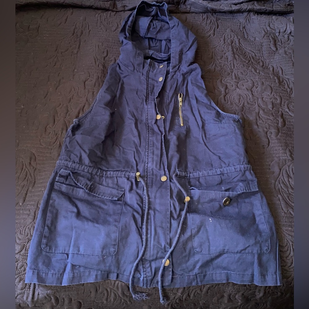 C’esttoi Vest Size 1XL